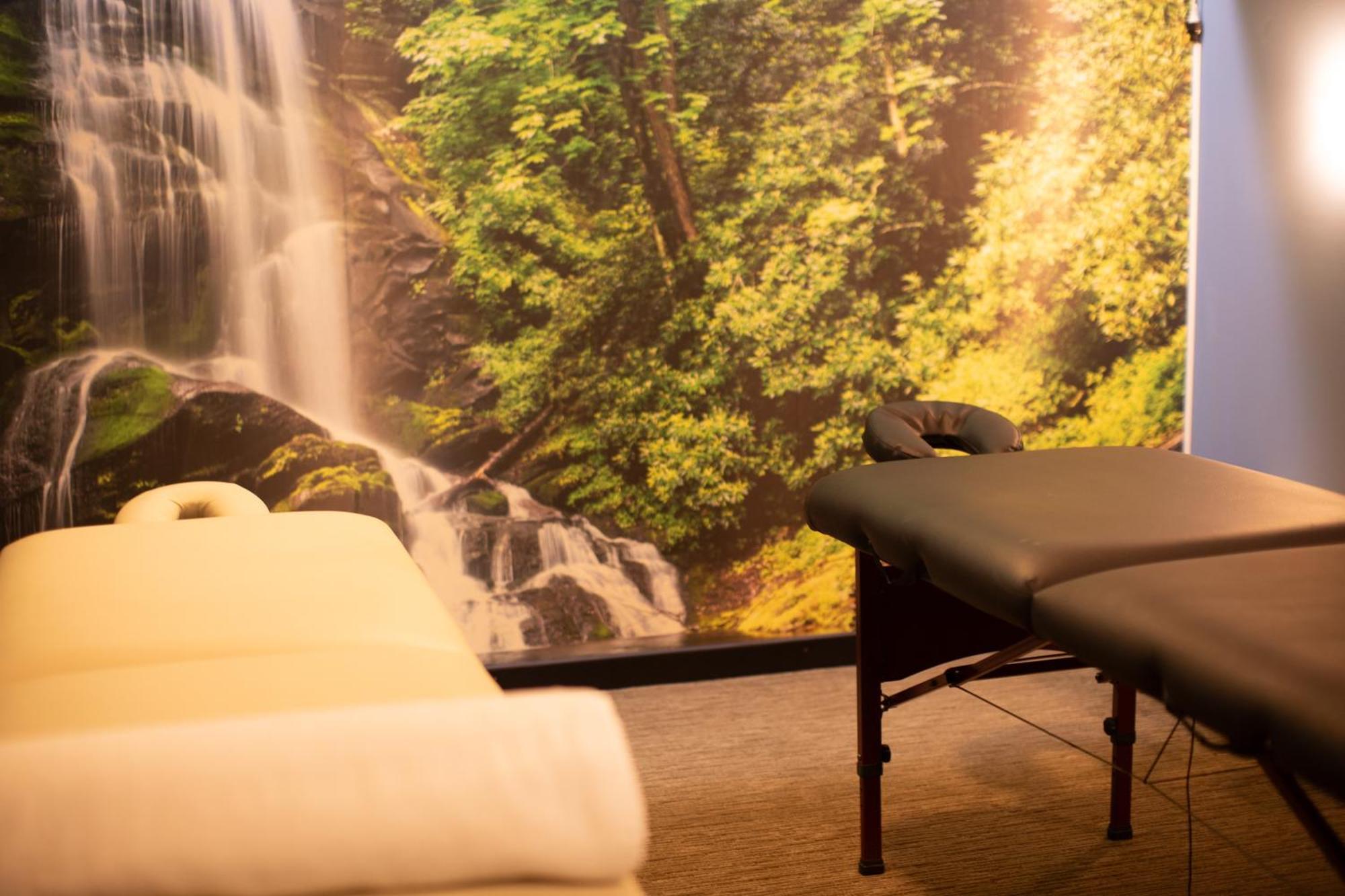 Urban Green Hotel & Suites San Jose  Bagian luar foto